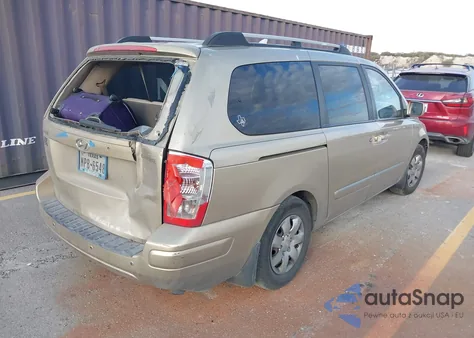 2008 Hyundai Entourage Gls/Limited z USA, uszkodzony, nr VIN KNDMC233286052524